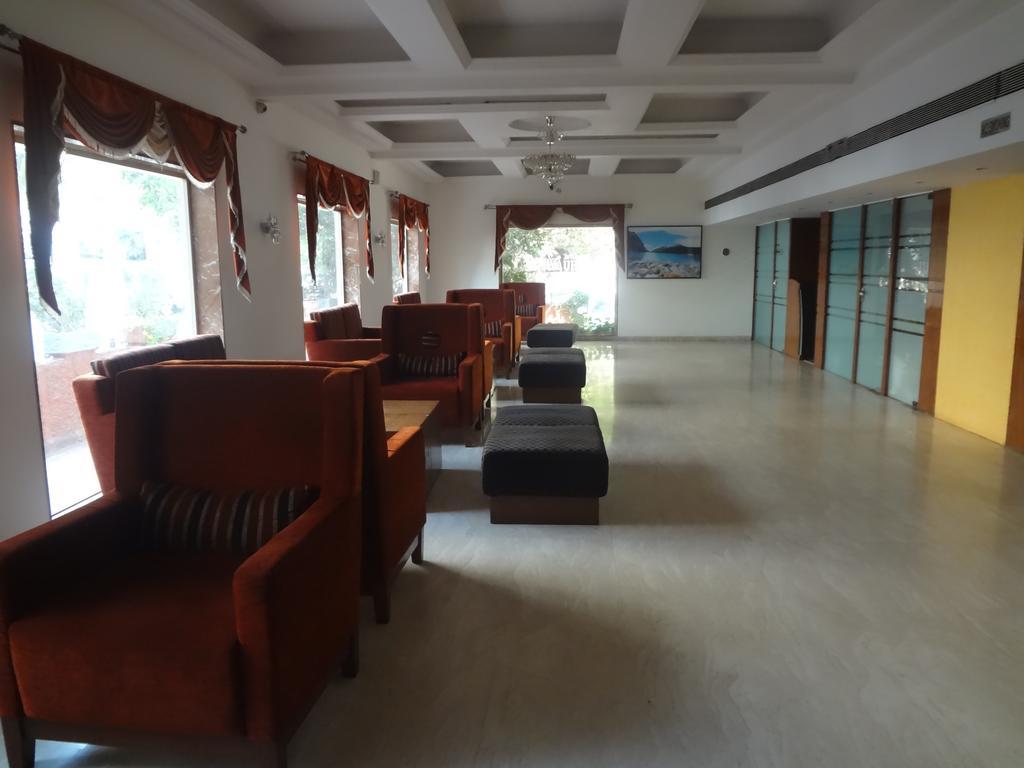 Hotel Juhu Plaza Bombay Esterno foto